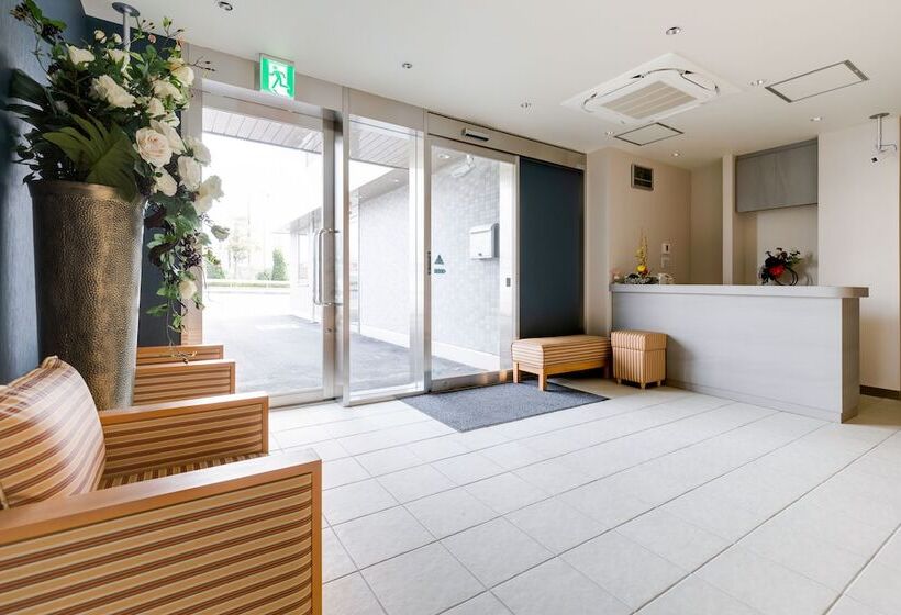 فندق Kansai Seaside