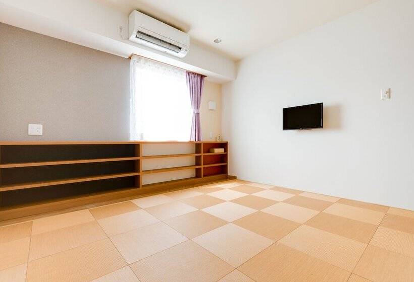 فندق Kansai Seaside