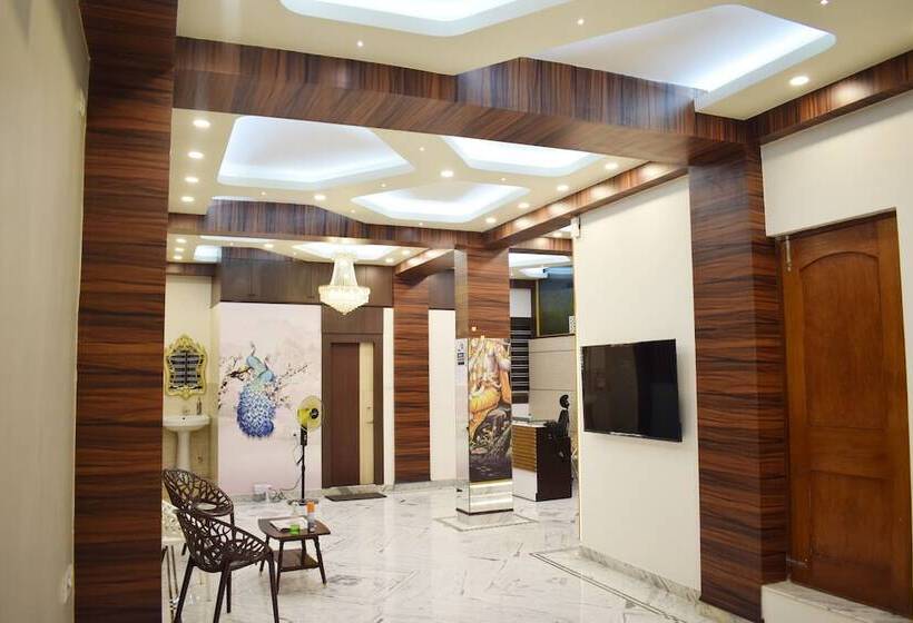 فندق Krishna Kunja  A Quiet & Peaceful Stay