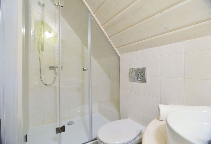 Krupówka Mountain Resort Szczyrk   Widokowy Hotel Z Basenami & Wellness