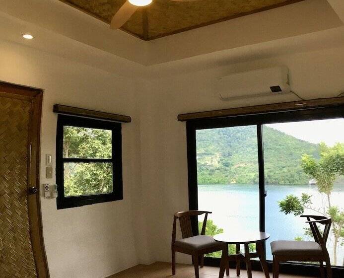 هتل Marina Del Sol Resort & Yacht Club