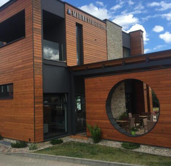 هتل Marina Nawigator