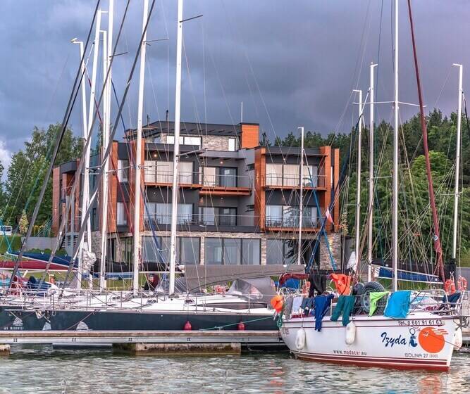 هتل Marina Nawigator