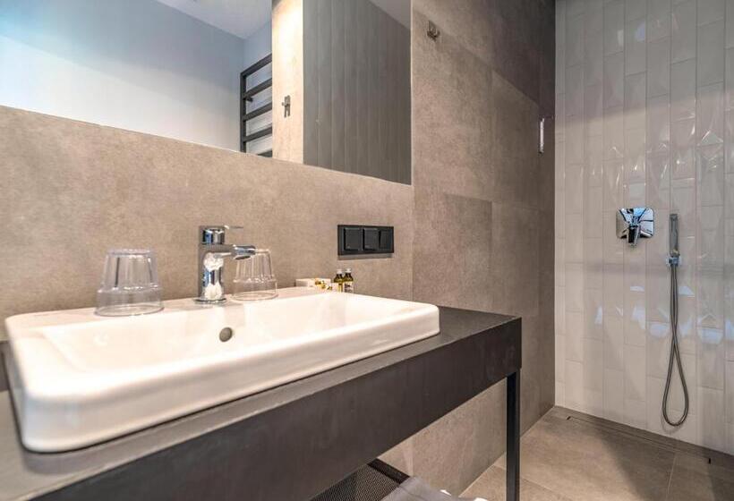 هتل Marina Nawigator