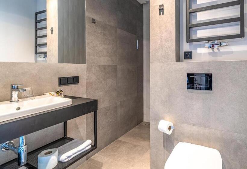 هتل Marina Nawigator