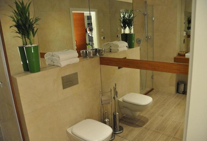 هتل Marina Nawigator