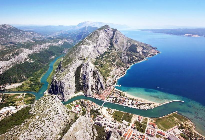 בית מלון כפרי Nestos