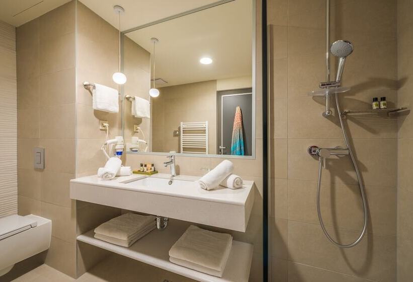 בית מלון כפרי Nestos