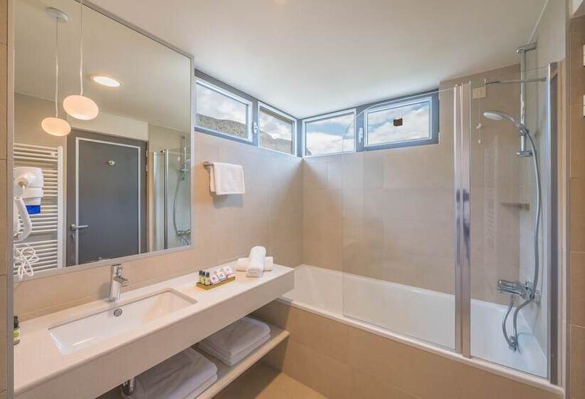 בית מלון כפרי Nestos