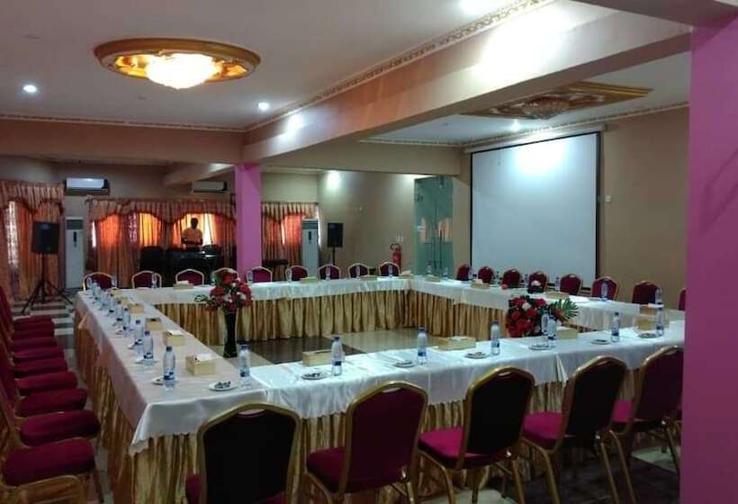 فندق Obaa S Golden Plaza