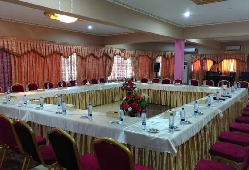 فندق Obaa S Golden Plaza