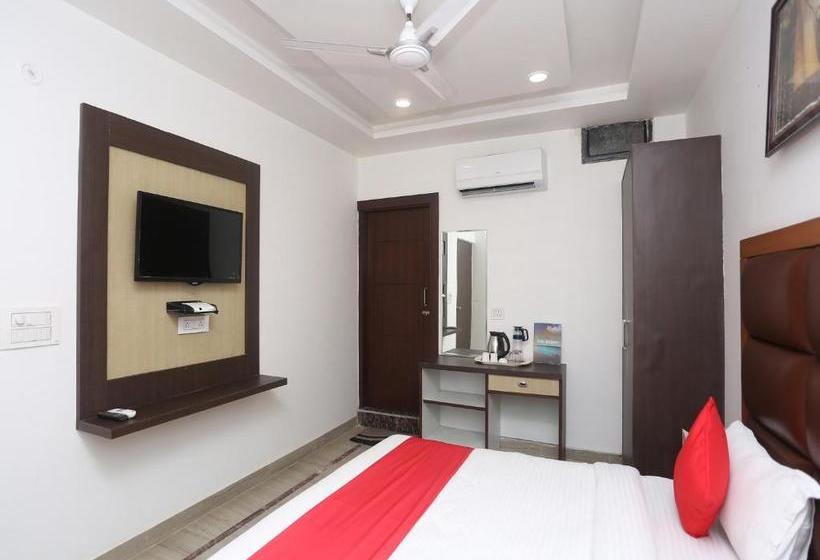 هتل Capital O 19743  Taj Green