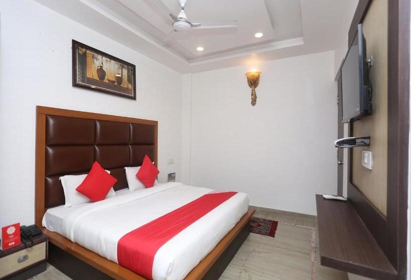 هتل Capital O 19743  Taj Green