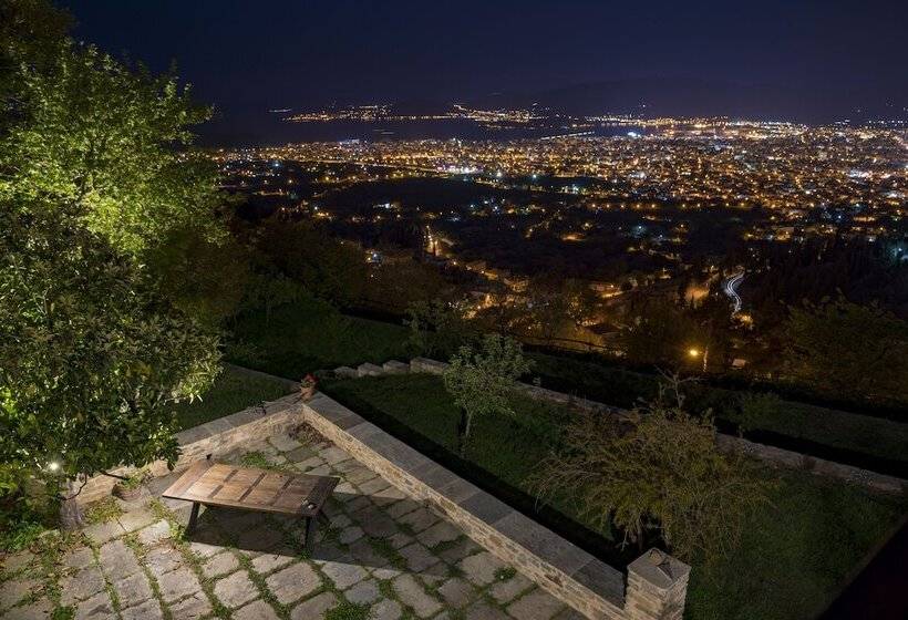 Отель Paradosiako Saratsi   Traditional Guest House