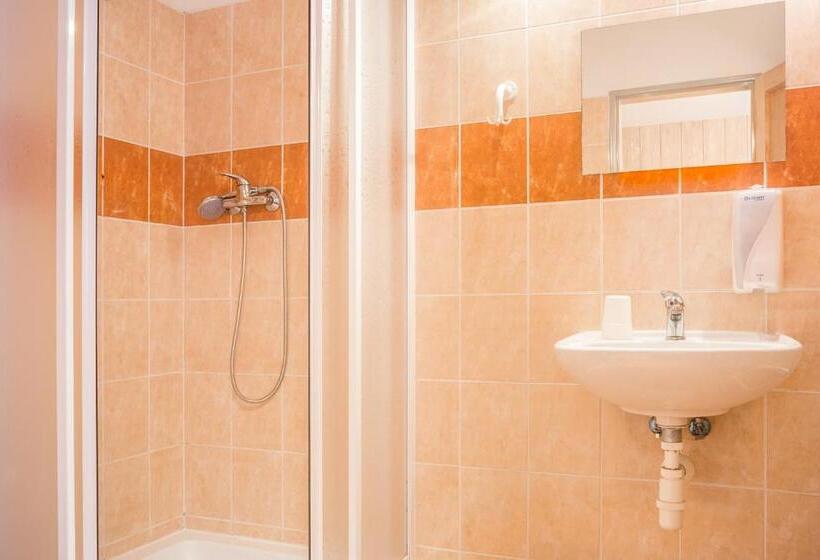 Отель Penzion Bílá Voda