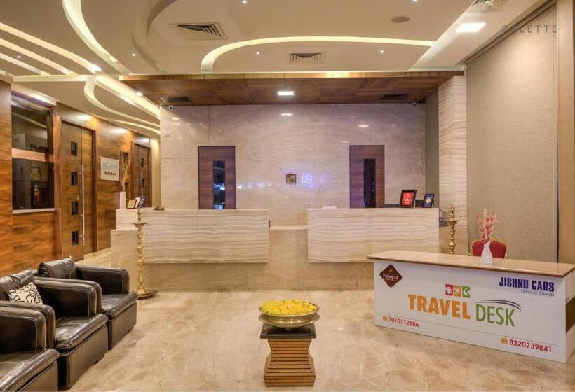 Отель Pioneer Grand Palace