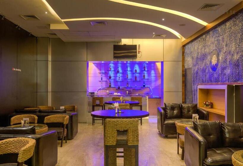 호텔 Pioneer Grand Palace