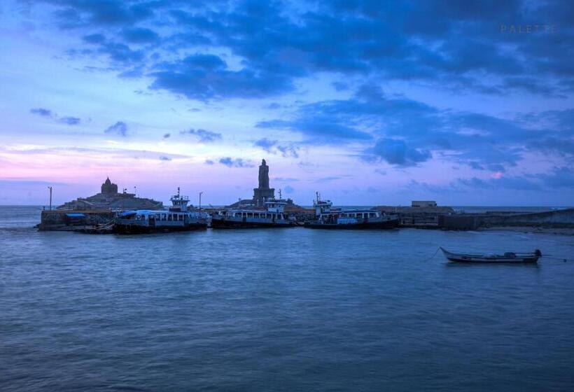 Отель Pioneer Grand Palace