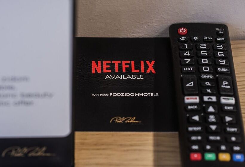 호텔 Pod Zidom Rooms