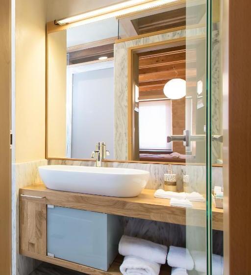 בית מלון כפרי Polixeny's Suites