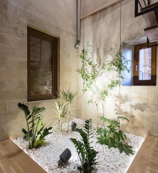 בית מלון כפרי Polixeny's Suites