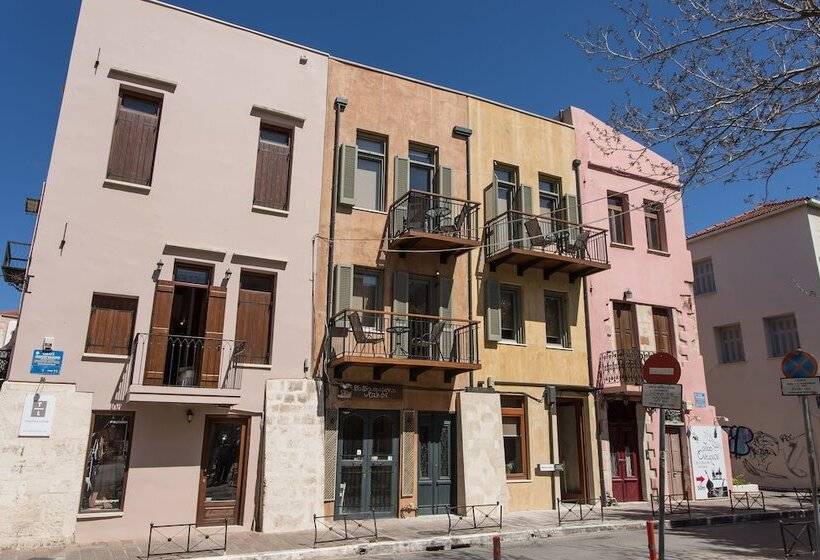 בית מלון כפרי Polixeny's Suites