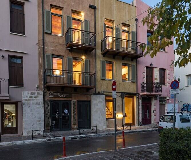 בית מלון כפרי Polixeny's Suites