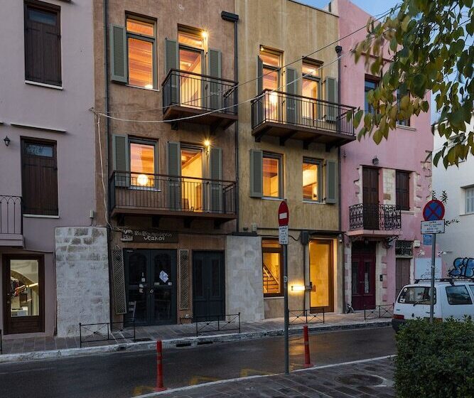 בית מלון כפרי Polixeny's Suites