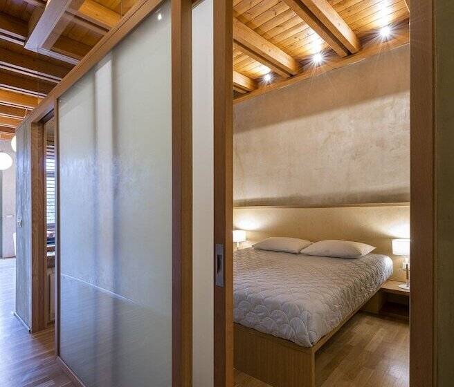 בית מלון כפרי Polixeny's Suites