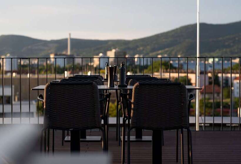 Qube Hotel Bahnstadt