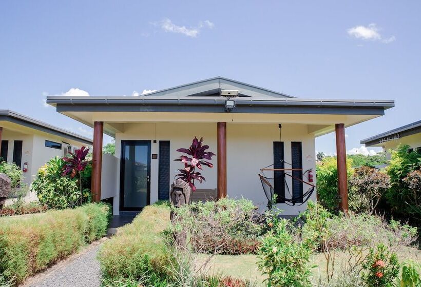 בית מלון כפרי Seatiki Resort Fiji On Coast