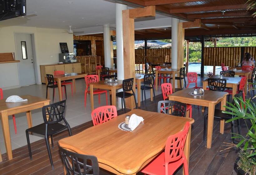 בית מלון כפרי Seatiki Resort Fiji On Coast