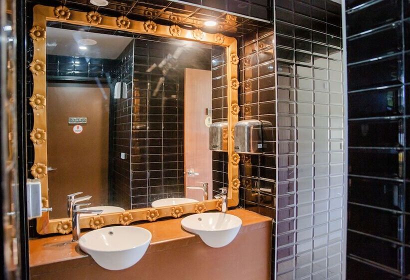 בית מלון כפרי Seatiki Resort Fiji On Coast