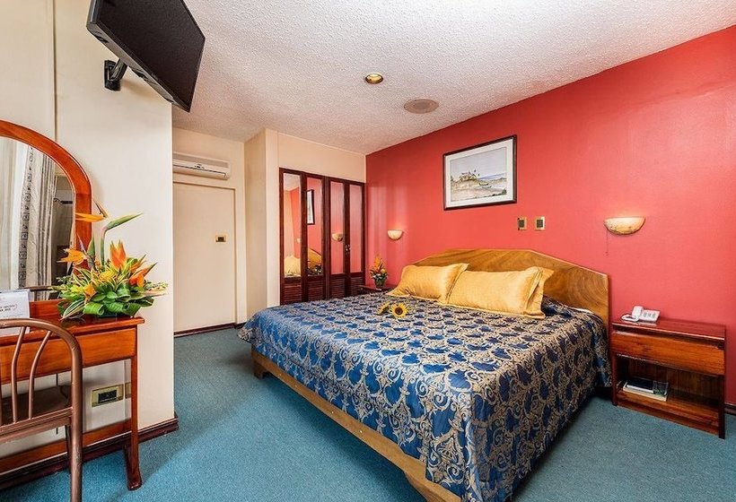 Отель Talamanca