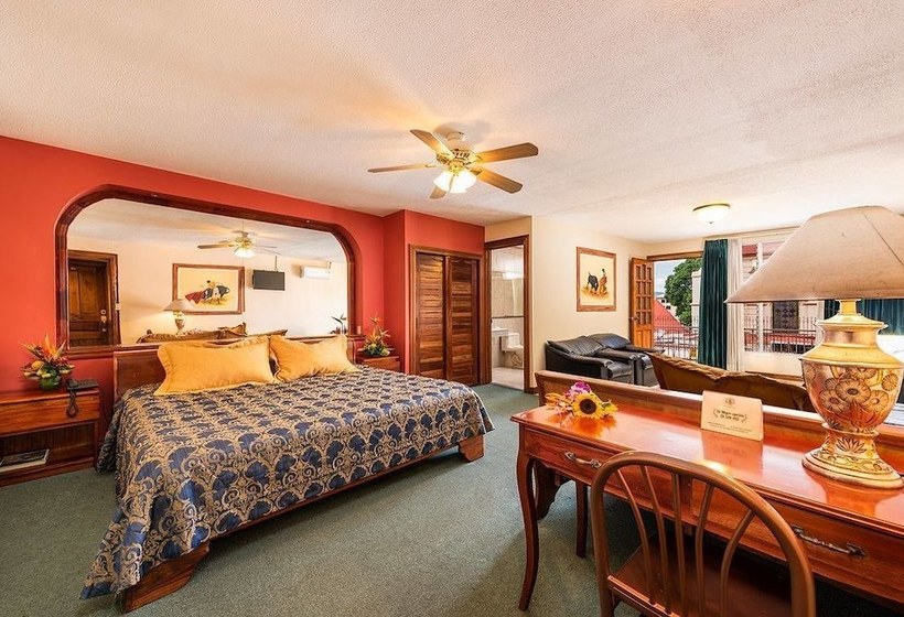 Отель Talamanca