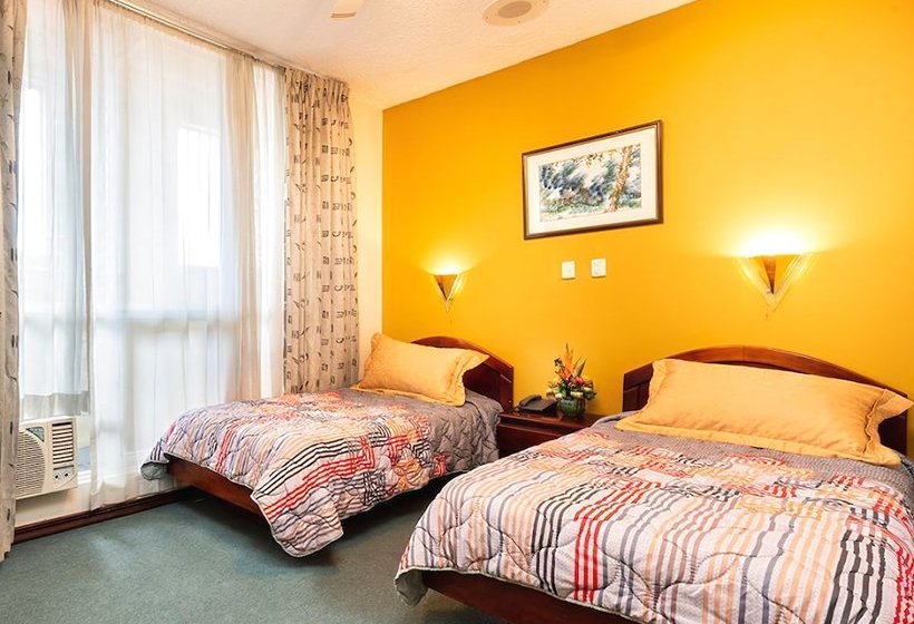 Отель Talamanca