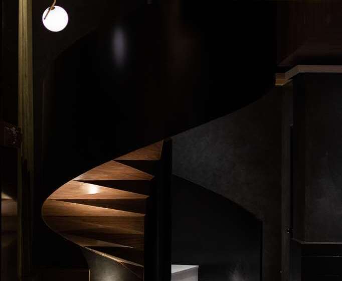 هتل Umbral, A Curio Collection By Hilton