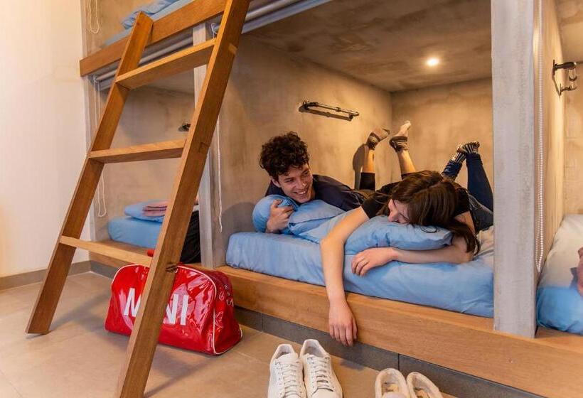 Jedi Hub Hostel