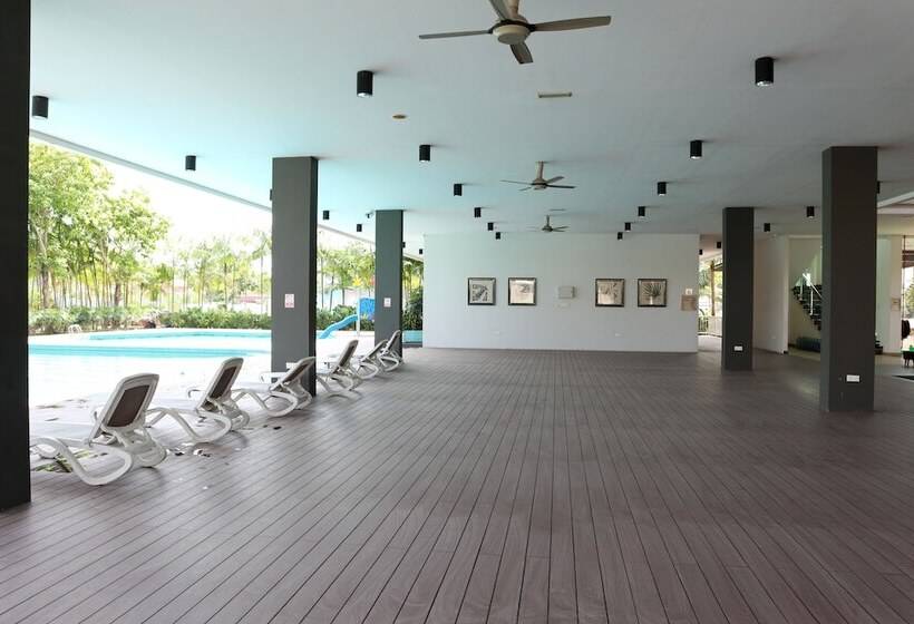 פנסיון Arcadia Resort Desaru