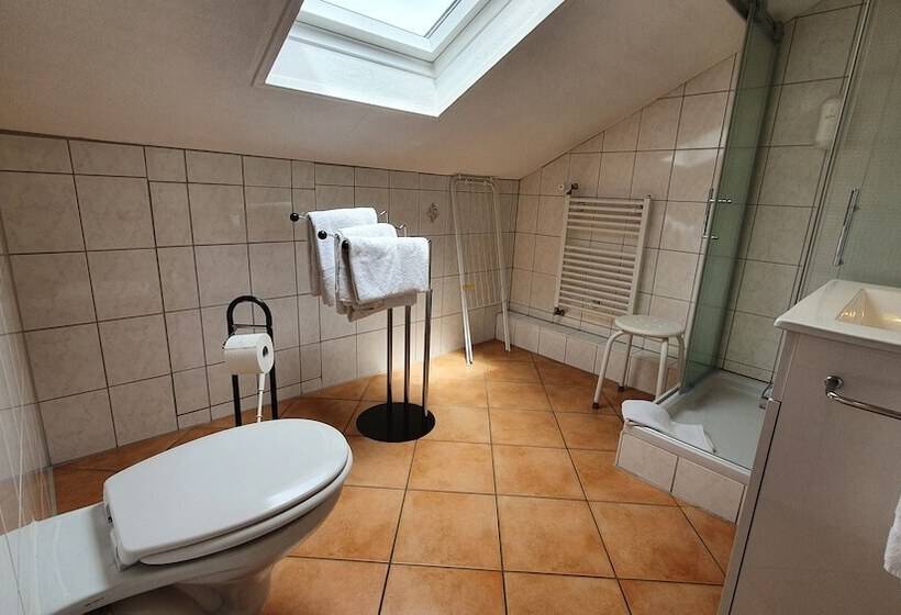 Casa Cristina  Kurpension Und Appartements