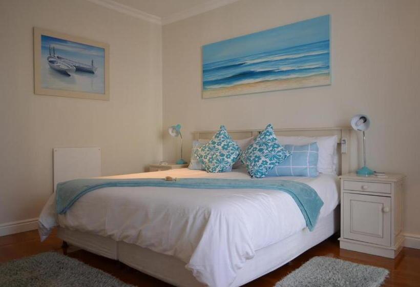 פנסיון On The Bay