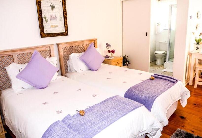 פנסיון On The Bay