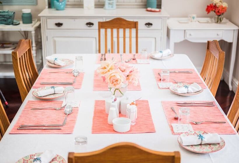 פנסיון On The Bay