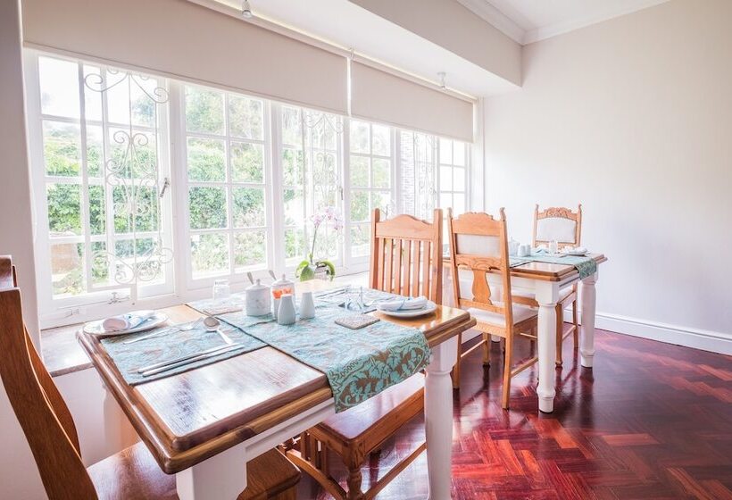 פנסיון On The Bay