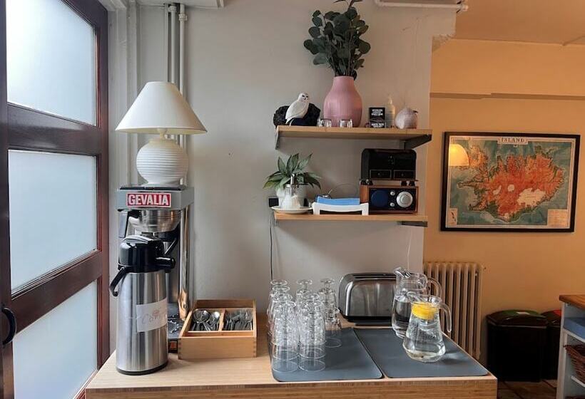 پانسیون Snorri's Guesthouse