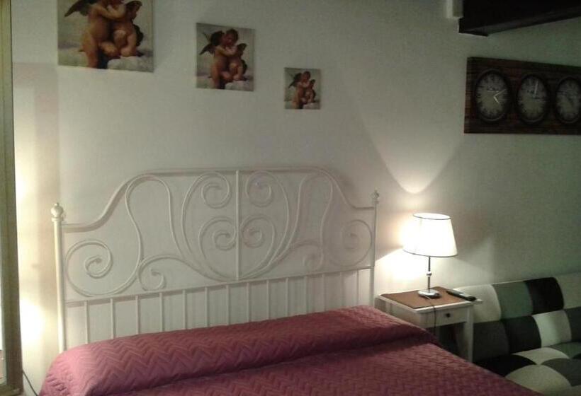 פנסיון Vesta Domus