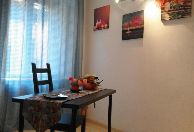 פנסיון Vesta Domus