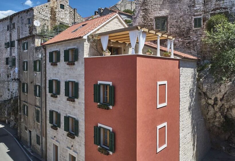 膳宿费 Villa Pergola