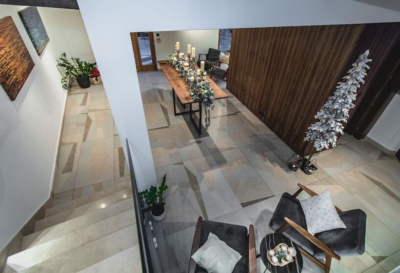 膳宿费 Villa Pergola