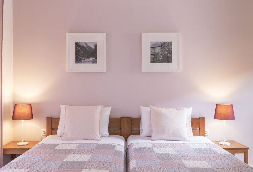 پانسیون Xenion Ioannina